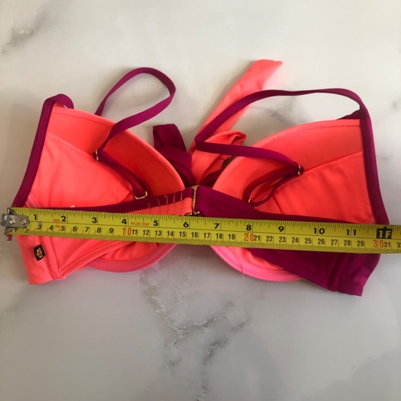 la vie en rose bikini Set EUC Top S Bottom M Stand out Color scheme design - Picture 11 of 16